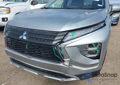 2025 Mitsubishi Eclipse Cross Black Edition S-Awc/Se S-Awc/Sel from USA, damaged, VIN JA4ATWAA3SZ009046